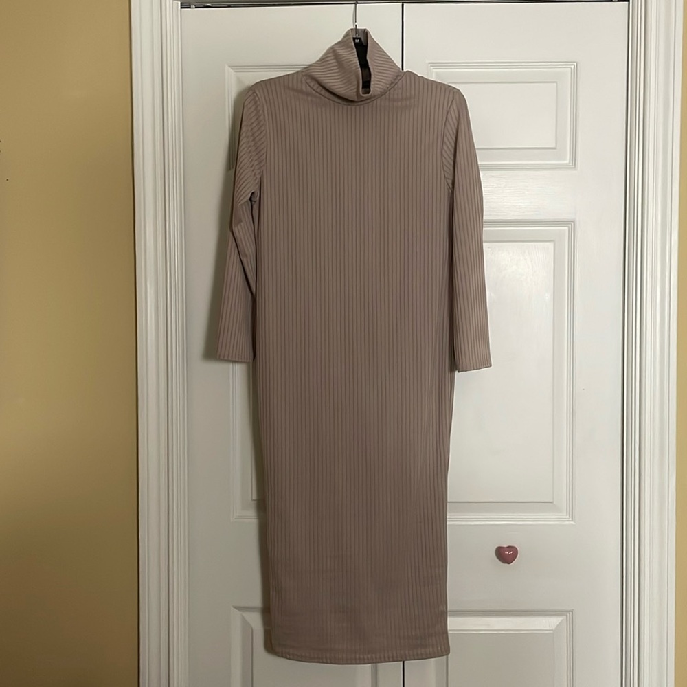 Blush 3/4 sleeve midi dress